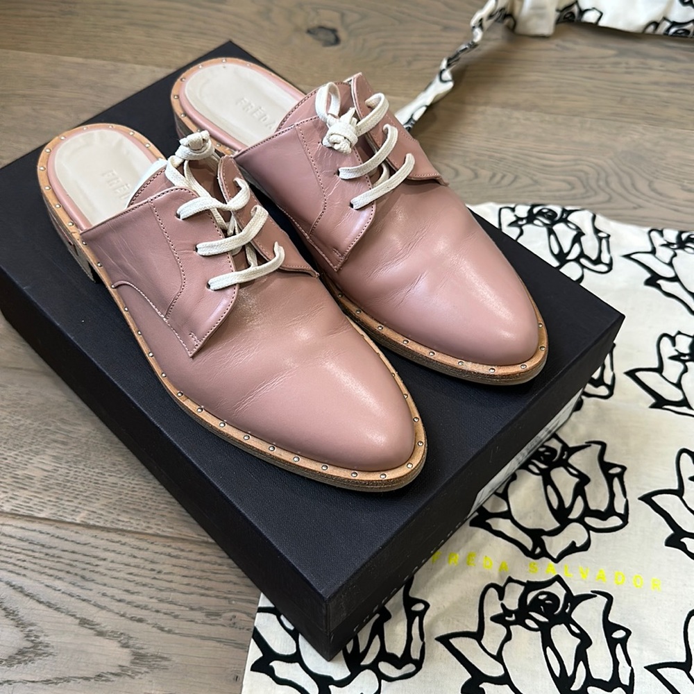Freda Salvador Soul Lace Up Oxford Mule - Picture 1 of 7
